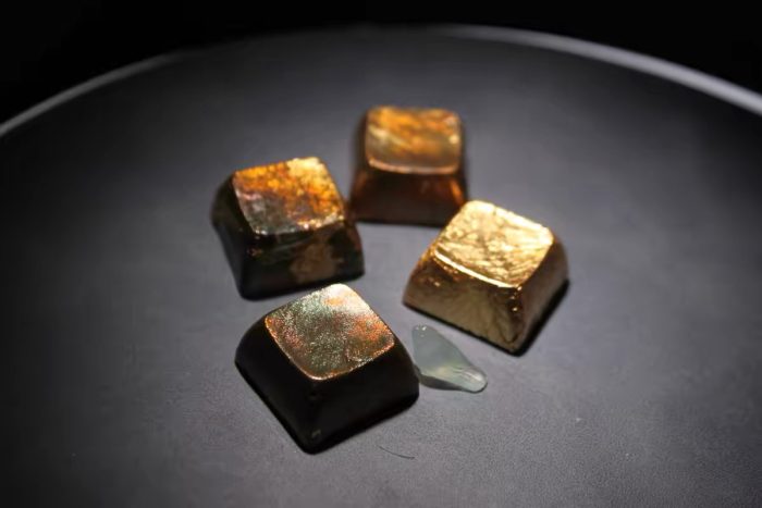 Burnt Colorful Gold Aluminum Foil Artisan Keycap, Traditional Chinese Intangible Cultural Heritage Craft XDA Profile Keycap Compatible With Cherry MX Gateron Kailh All MX Mechanical Keyboard Switches - Image 3