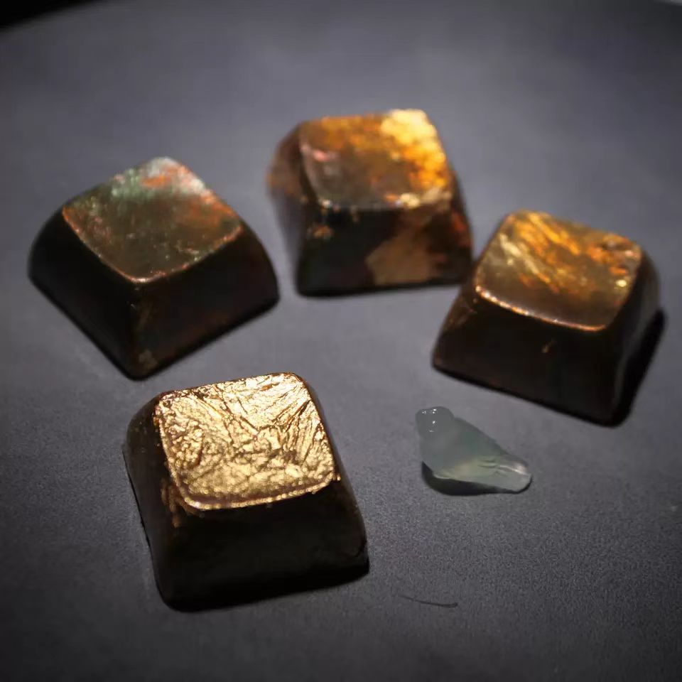 Burnt Colorful Gold Aluminum Foil Artisan Keycap, Traditional Chinese Intangible Cultural Heritage Craft XDA Profile Keycap Compatible With Cherry MX Gateron Kailh All MX Mechanical Keyboard Switches - Image 4