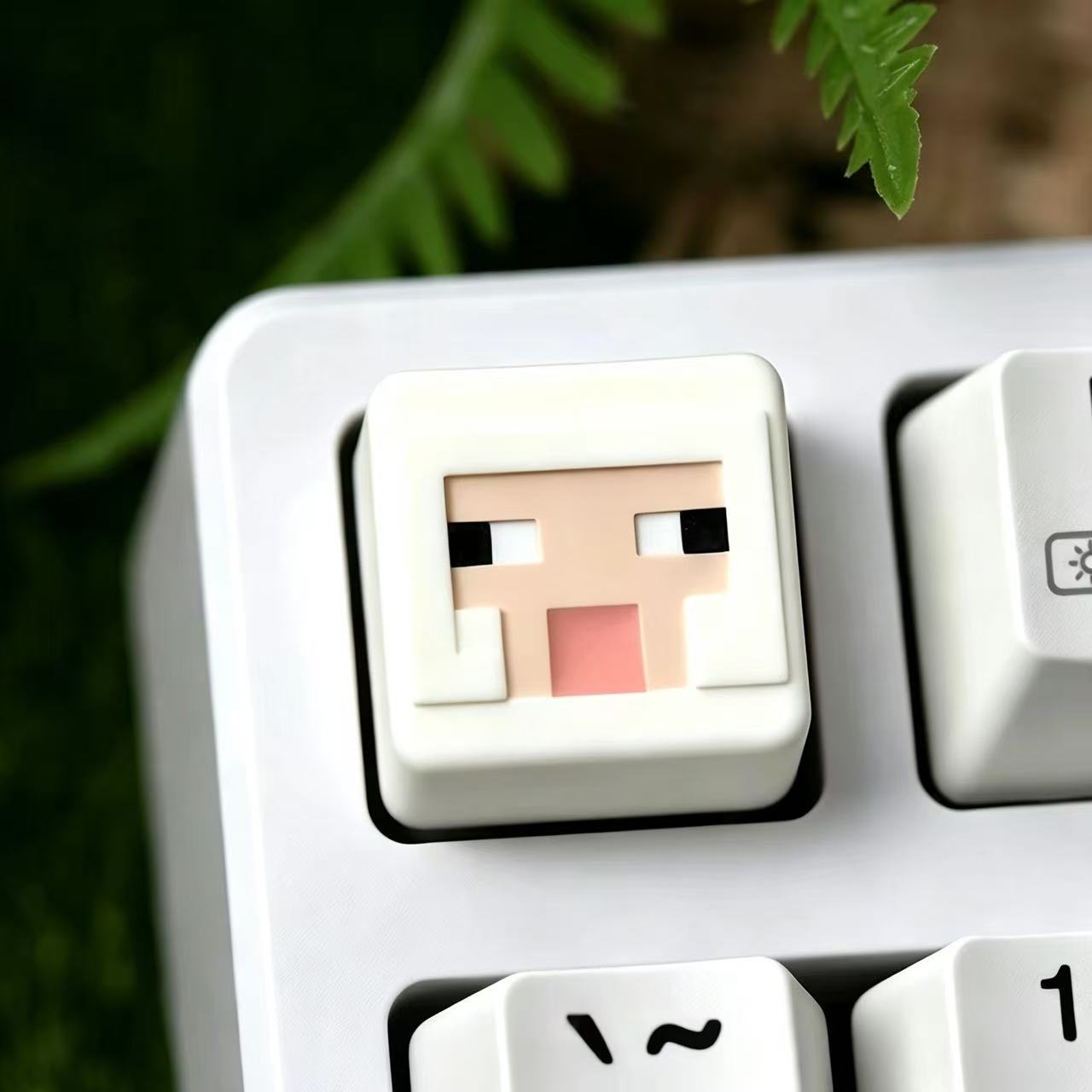 3D Sculpted Minecraft Themed Artisan Keycap, Handmade Game Block Character Keycap Compatible With All MX Mechanical Keyboard Switches, Ideal For ESC R4 Position - Image 21