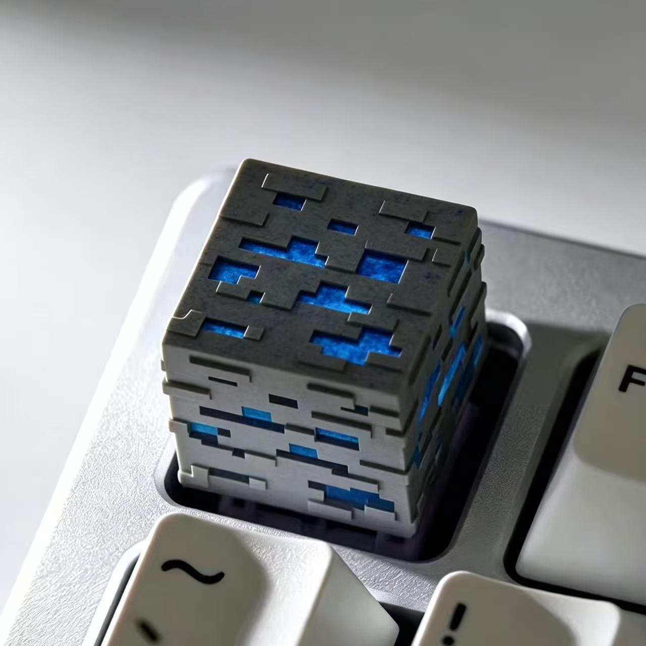 3D Sculpted Minecraft Themed Artisan Keycap, Handmade Game Block Character Keycap Compatible With All MX Mechanical Keyboard Switches, Ideal For ESC R4 Position - Image 73